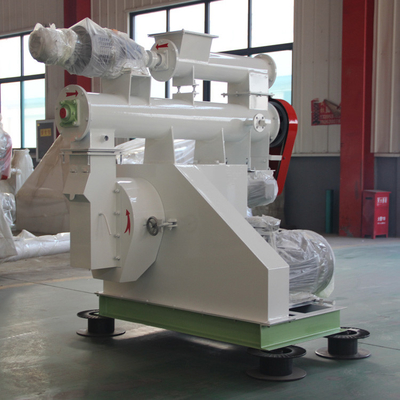 Automatic Poultry Feed Pellet Machine 1000-3000kg/H Animal Feed Pellet Mill